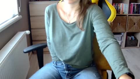 Melissa   online show from 12/24/24, 10:33