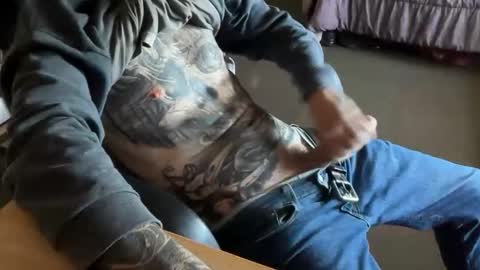 Erotic CloseUps online show from 05/19/26, 06:14