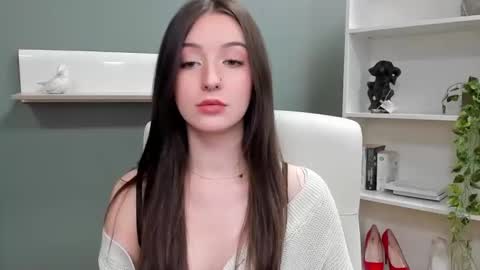 Snapshot of eroticleah chatting on 12/30/24, 11:26 Leah online show from 12/30/24, 11:26