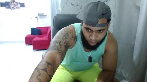 Snapshot of eroticoblack chatting on 06/06/26, 05:01 Eroticoblack online show from 06/06/26, 05:01