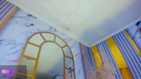 TINY  online show from 02/12/25, 04:01