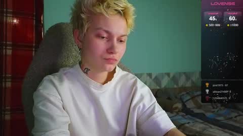 esajukyy online show from 12/14/24, 05:58