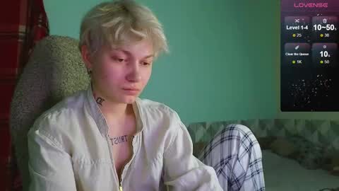 esajukyy online show from 12/30/24, 09:59