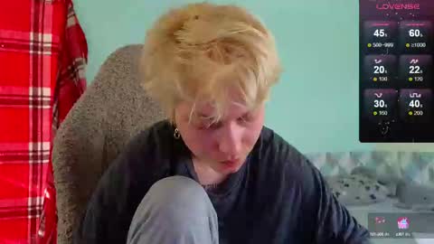 esajukyy online show from 02/26/25, 06:15