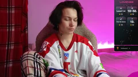 esajukyy online show from 09/10/25, 11:54