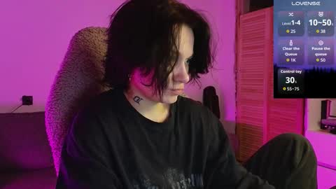 esajukyy online show from 02/13/26, 01:51