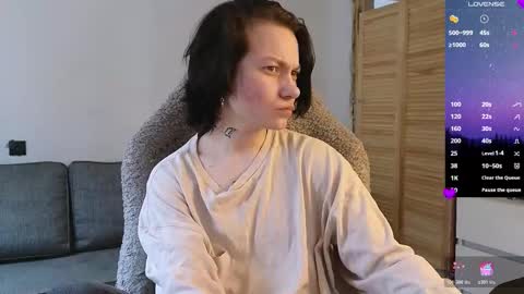 esajukyy online show from 03/08/26, 08:18