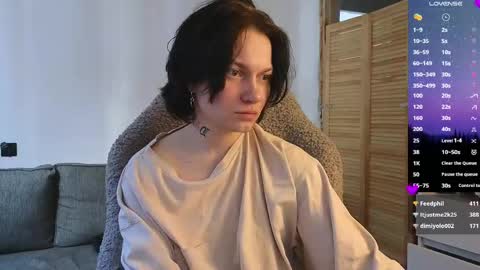 esajukyy online show from 03/31/26, 10:04