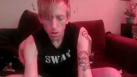 esc del online show from 03/05/25, 07:17