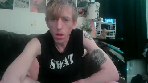 esc del online show from 03/05/25, 10:21