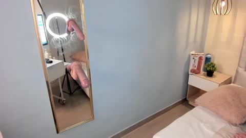 Escarlet online show from 01/03/25, 03:33