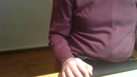 esclavo_hot online show from 12/05/25, 04:47