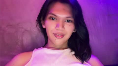 Chelliane online show from 12/21/25, 03:24