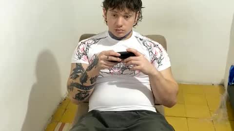 eskol212 online show from 02/20/26, 01:57