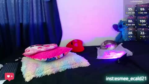 Esme Caldwel online show from 11/17/25, 06:24