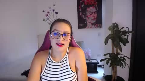 Esmeralda online show from 02/22/26, 07:23