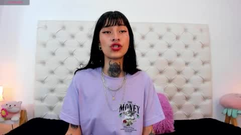 esmeralda  online show from 11/03/25, 03:13