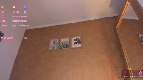 Esmeralda G online show from 03/07/25, 10:43