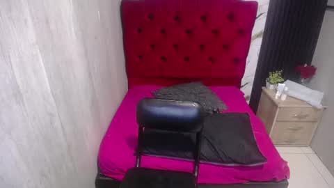 esmeralda black online show from 07/03/26, 03:13