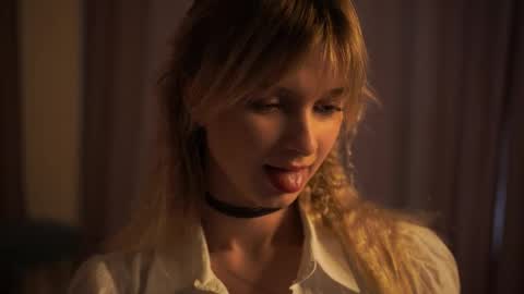 How was your Christmas online show from 04/12/26, 03:44