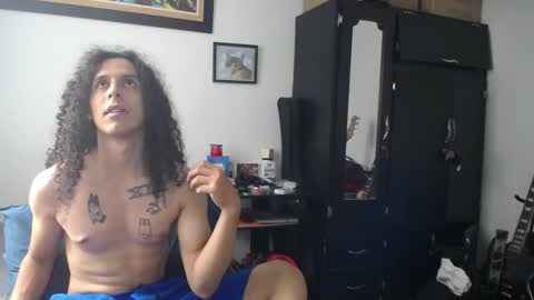 Snapshot of esnaider_man chatting on 06/04/26, 04:35 Esnider online show from 06/04/26, 04:35