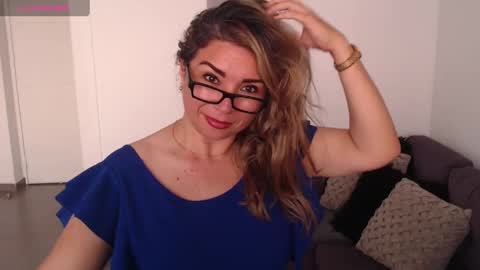 Snapshot of esperanza86_ chatting on 12/29/24, 10:36 Juliana online show from 12/29/24, 10:36