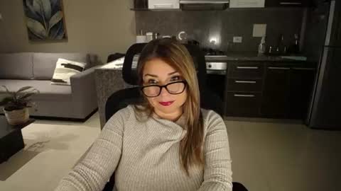Juliana online show from 06/10/26, 12:33