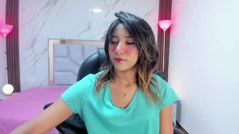 esperanzamora online show from 04/21/26, 11:49