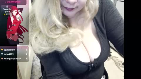 Esra online show from 11/01/25, 06:37