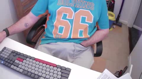 Morph online show from 11/17/25, 09:31