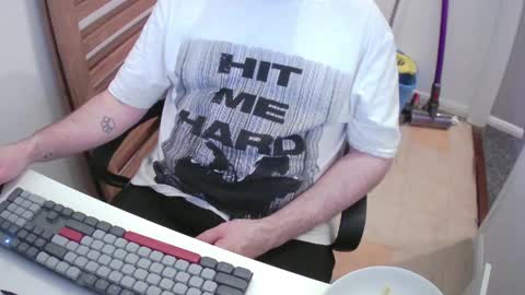 Morph online show from 04/08/26, 07:58