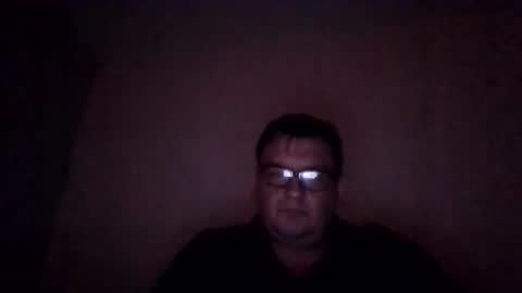Snapshot of essexman44 chatting on 10/14/25, 01:28 essexman44 online show from 10/14/25, 01:28