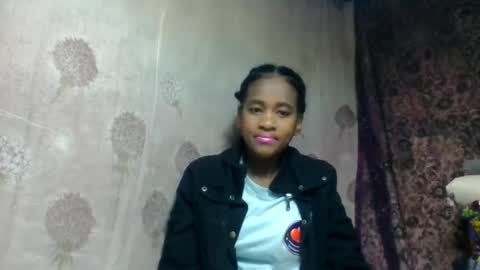 estancelee online show from 07/04/26, 08:20