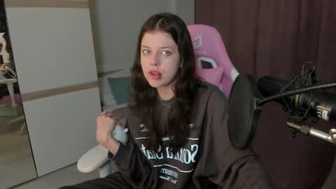 esteria online show from 12/09/24, 01:29