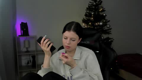 esteria online show from 12/22/24, 01:55