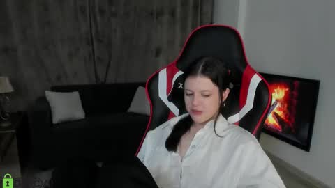 esteria online show from 12/26/24, 03:16