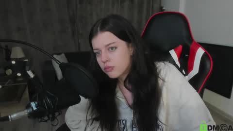 esteria online show from 01/03/25, 02:54