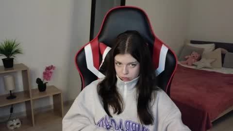 esteria online show from 01/23/25, 10:44