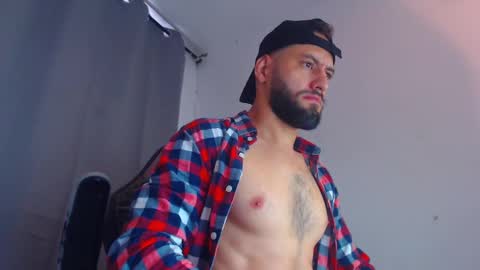 esteban online show from 02/09/25, 05:11