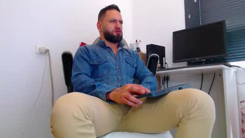 esteban online show from 03/17/26, 05:27