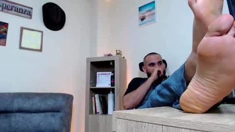 Esteban Fernandez online show from 04/22/26, 03:53