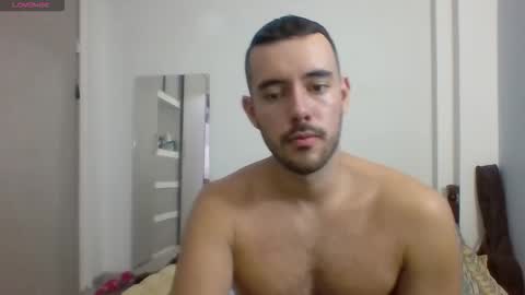 Esteban Reyes  independent model online show from 11/10/25, 10:31