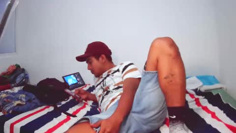 Snapshot of esteban_verg chatting on 12/13/24, 09:52 wailer1996 online show from 12/13/24, 09:52