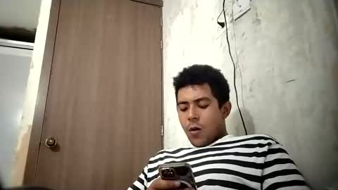 Snapshot of esteban_verg chatting on 04/03/26, 09:02 wailer1996 online show from 04/03/26, 09:02