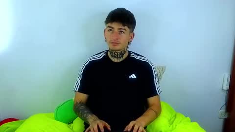 Esteban independent model online show from 03/05/25, 01:28