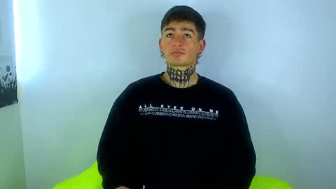 Esteban independent model online show from 03/10/25, 12:15