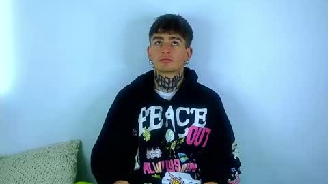 Esteban independent model online show from 03/12/25, 12:15