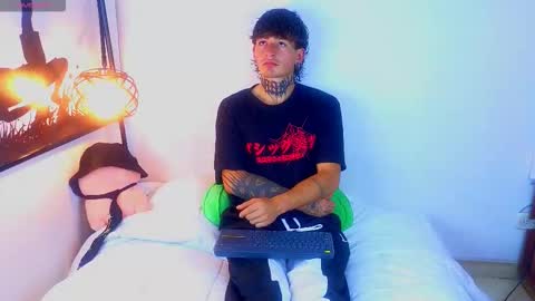 Esteban independent model online show from 09/18/25, 07:54