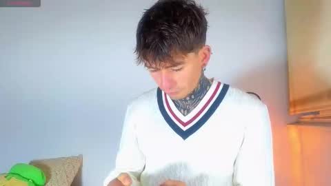 Esteban independent model online show from 10/23/25, 10:36