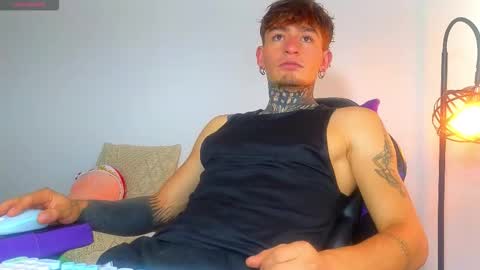 Esteban independent model online show from 11/27/25, 12:18